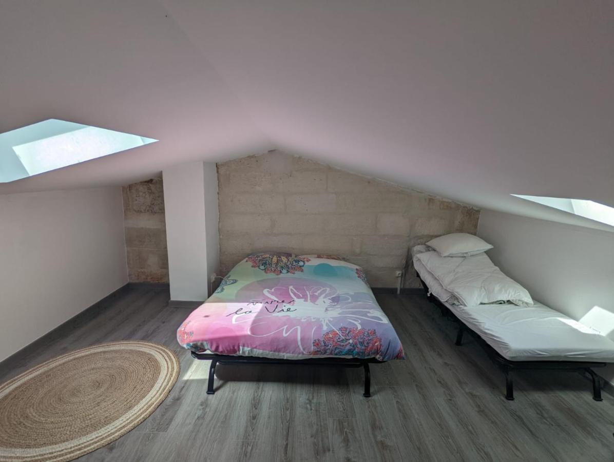 Loft Spacieux Au Coeur Des Remparts D'Aigues-Mortes Ngoại thất bức ảnh