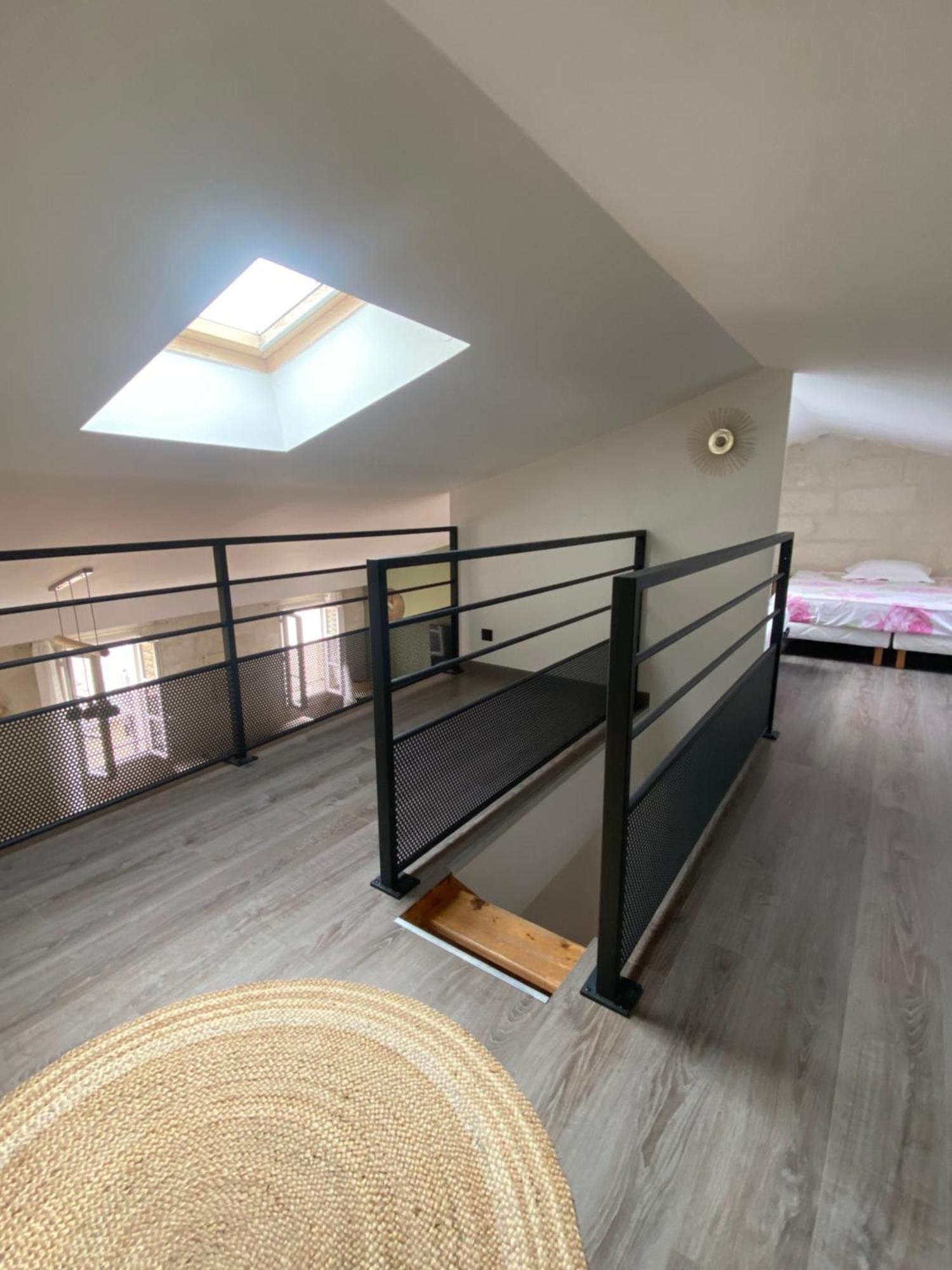Loft Spacieux Au Coeur Des Remparts D'Aigues-Mortes Ngoại thất bức ảnh